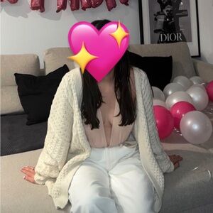 Aritzia Cream Knit Cardigan (Irish Fisherman’s Wool Design)